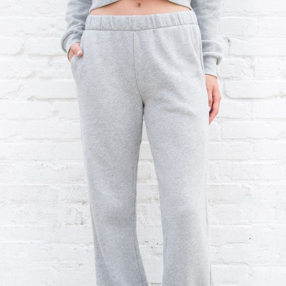 Brandy Melville Rosa Sweatpants